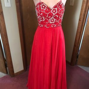 Beautiful Sherri Hill Prom Dress